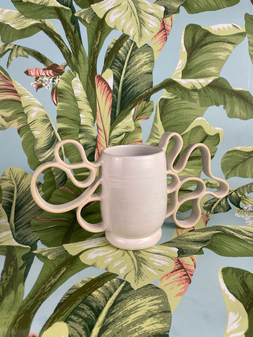 White Wiggle Vase